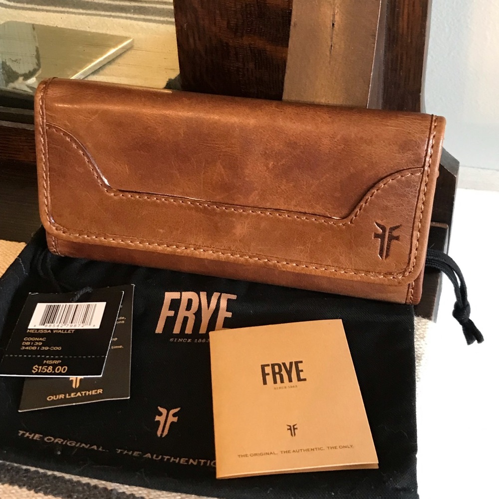NWT Frye Leather Melissa Continental Trifold Wallet Cognac Brown Retail $158
